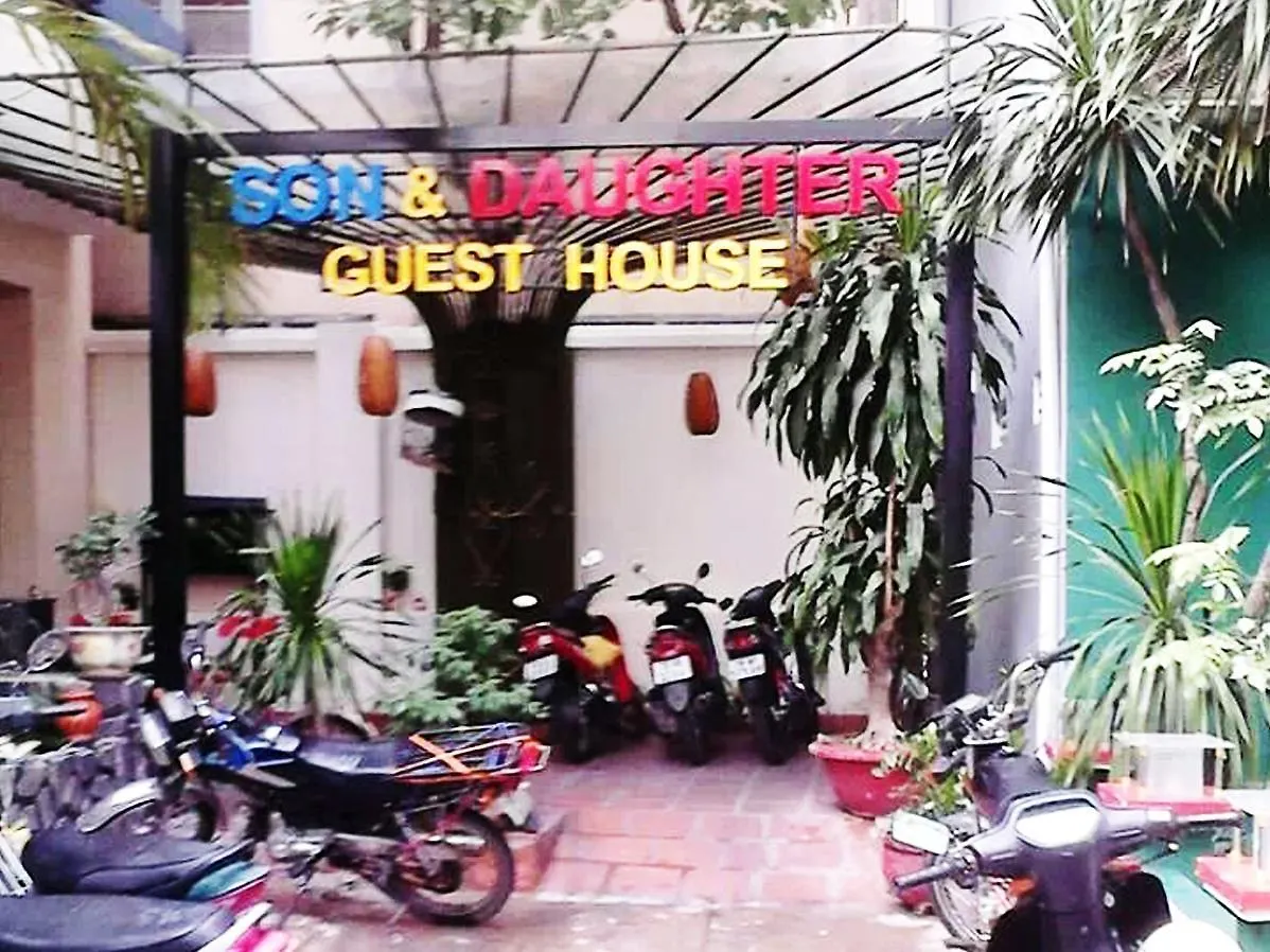 Son And Daughter Guesthouse Nha Trang Pensionat