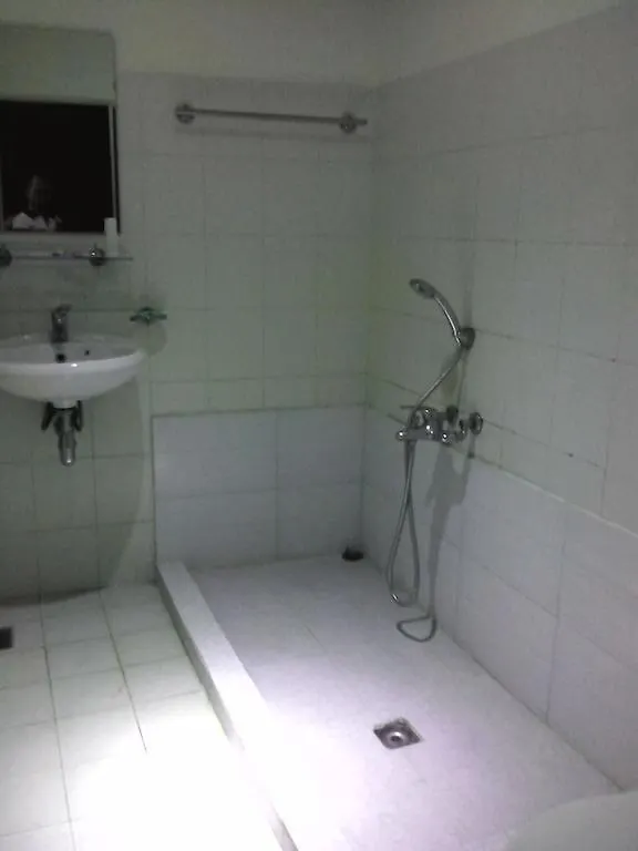 Son And Daughter Guesthouse 芽庄 招待所